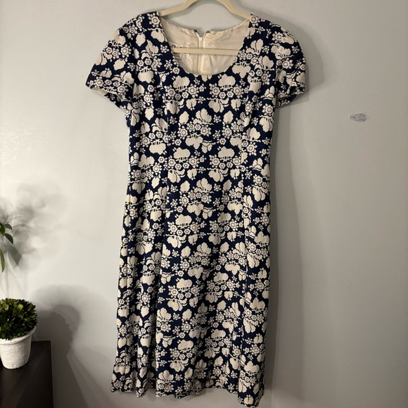 Vintage 60s Gino Charles Floral Brocade Heavy Tapestry Aline Dress and Jacket - Picture 3 of 16